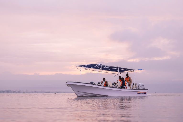 Loldia Boat