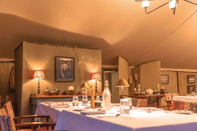 Dining Tent at Governors Camp